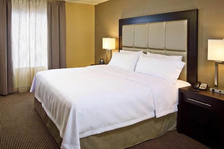 Homewood Suites by Hilton Hamilton Ontario, Canada