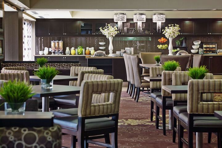 Homewood Suites by Hilton Hamilton Ontario, Canada