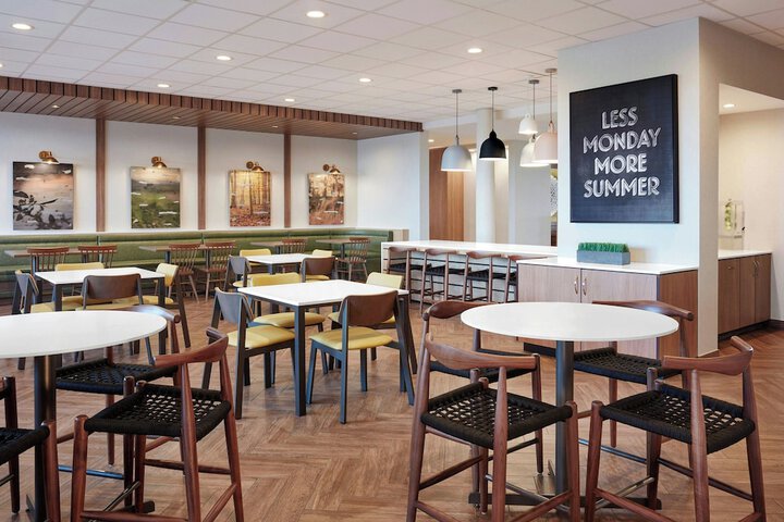 Fairfield by Marriott Inn & Suites Los Lunas