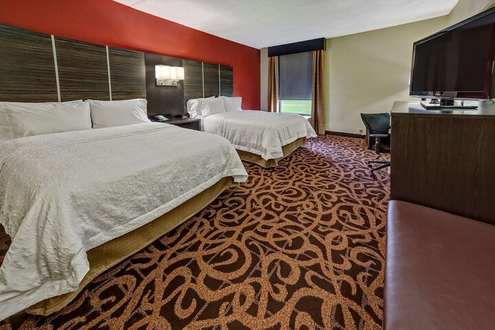 Room 13 of 26