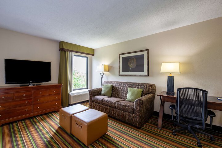 Hampton Inn Winston-Salem Hanes Mall