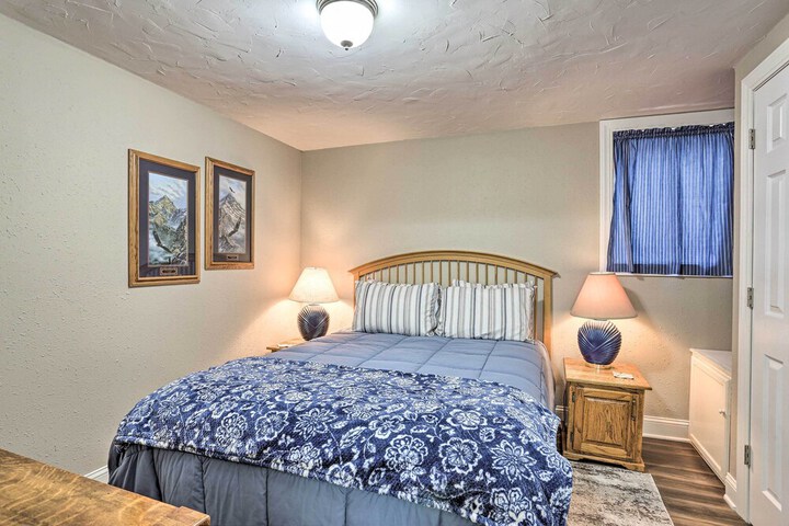 Centrally Located Sturgis Apt on Main St. w / Garage