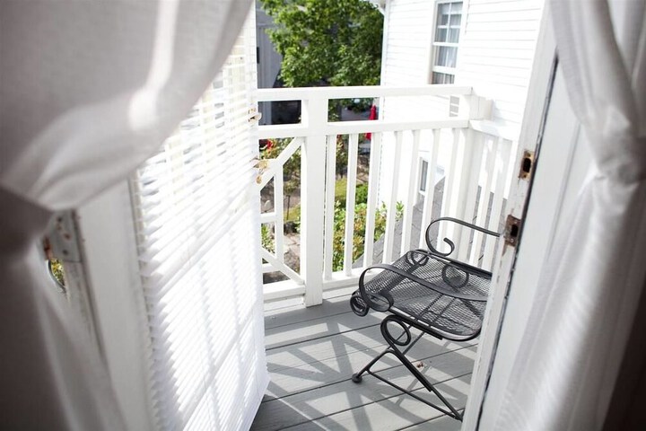 Terrace/Patio 13 of 18