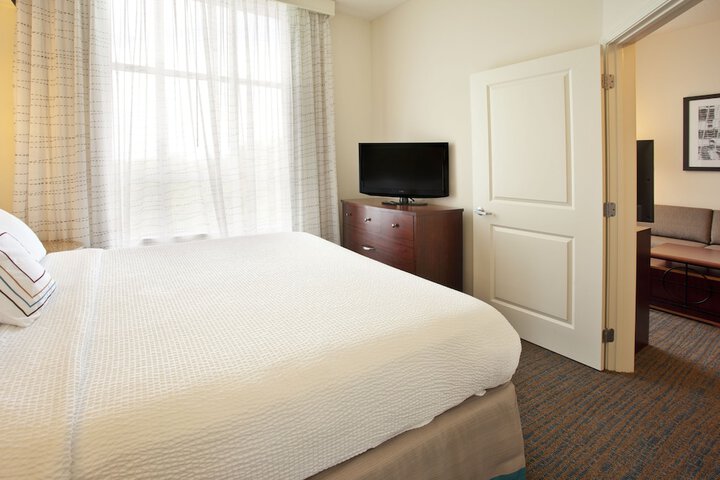 Room 17 of 29