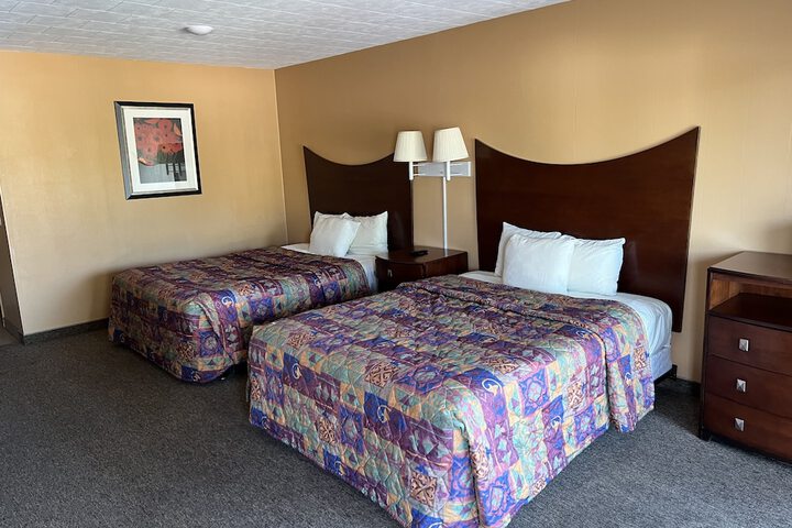 Room 123 of 443