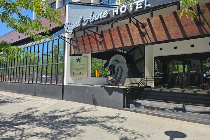 The Royal Anne Hotel