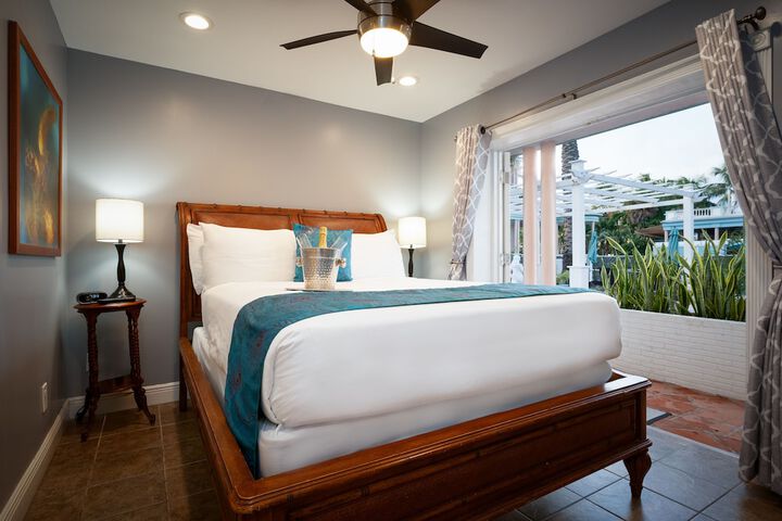 Southernmost House - Adult Exclusive