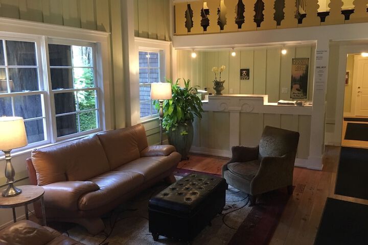 Highland Dell Lodge