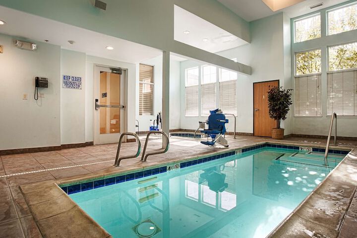 Pool 4 of 24