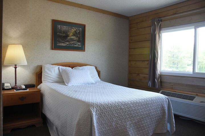 Room 32 of 55