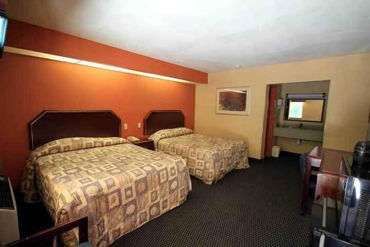 Room 40 of 57