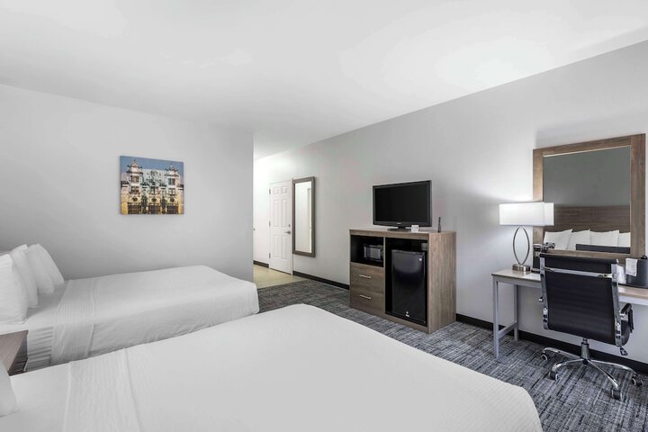 Room 26 of 41