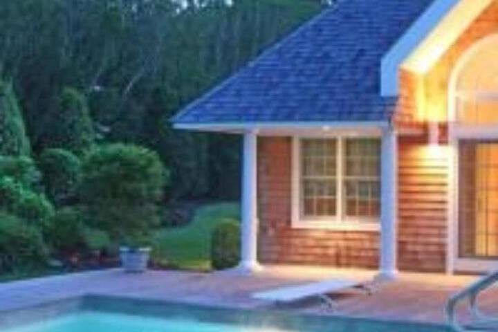 Villa Victoria - Cozy Hamptons Villa