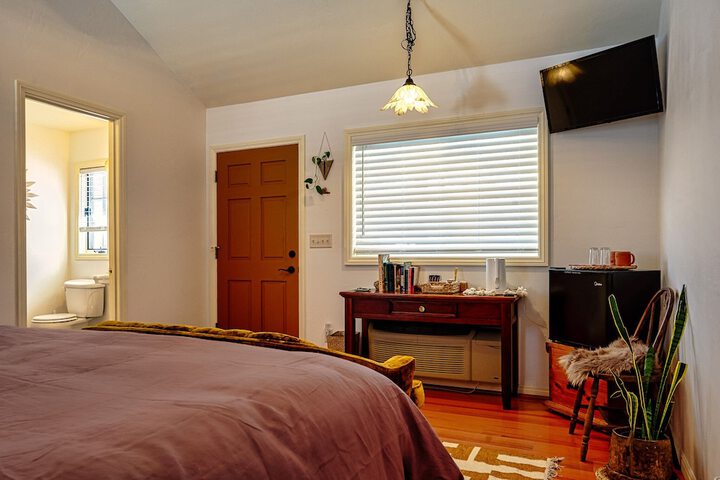 Room 43 of 71
