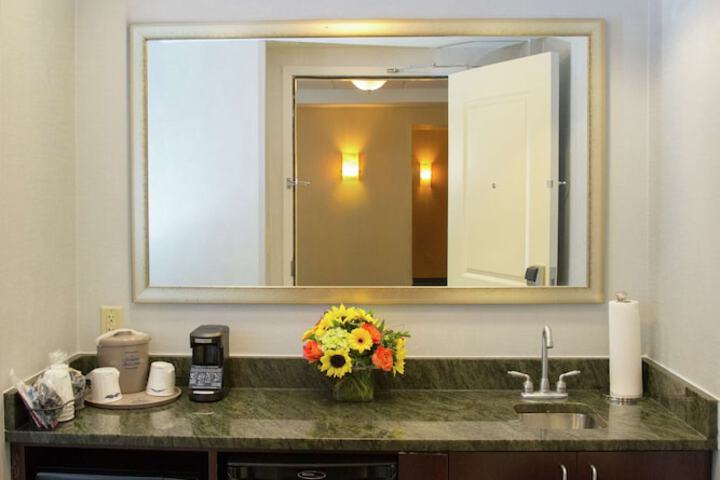 Hampton Inn & Suites Providence Downtown