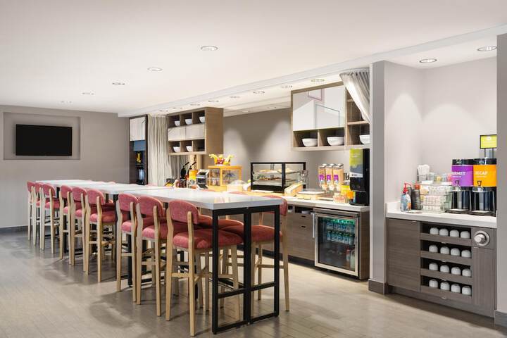 Home2 Suites by Hilton Alexandria