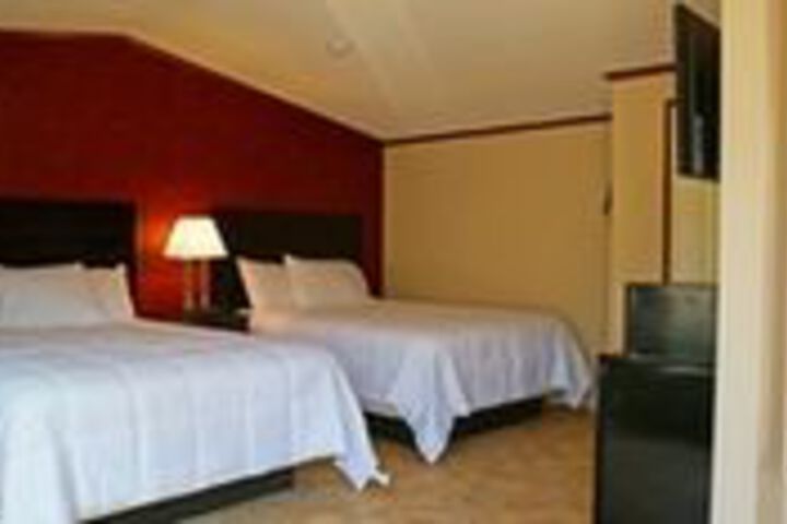 Eagle Inn & Suites