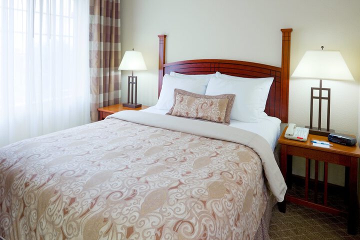 Staybridge Suites Cranbury by IHG