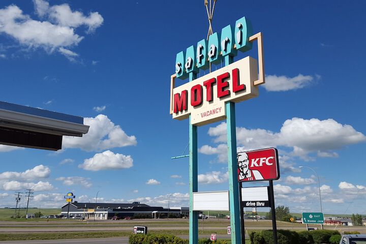 Safari Inn Motel