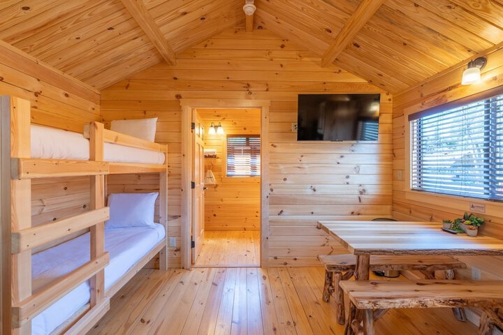 Casa de Fruta Cabins Inn & RV Park