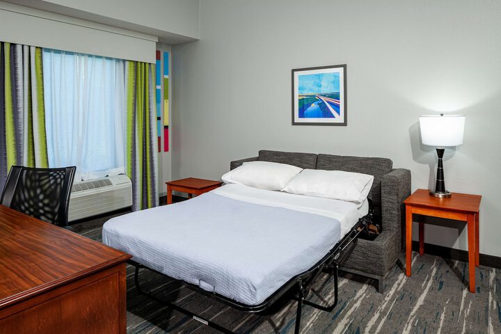 Room 15 of 44