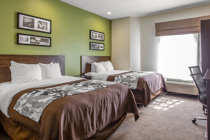 Room 20 of 40