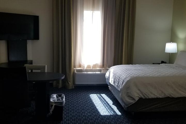 Room 30 of 45