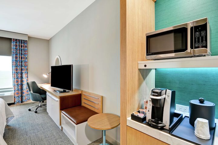 Room 18 of 40
