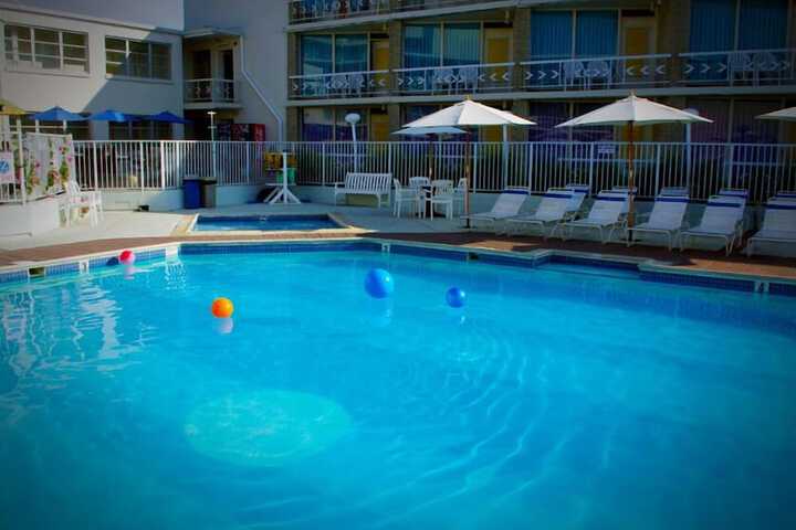 Pool 4 of 37
