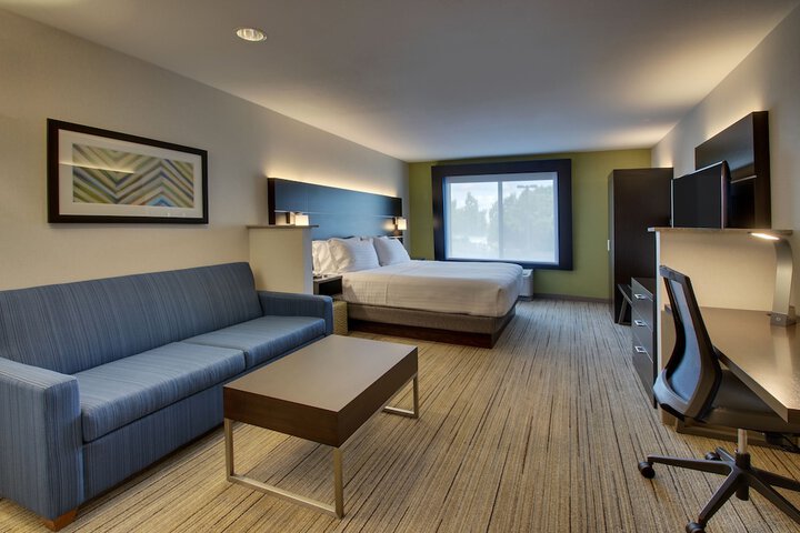Holiday Inn Express & Suites Morris by IHG