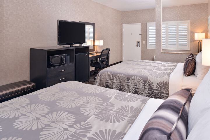 Room 26 of 34