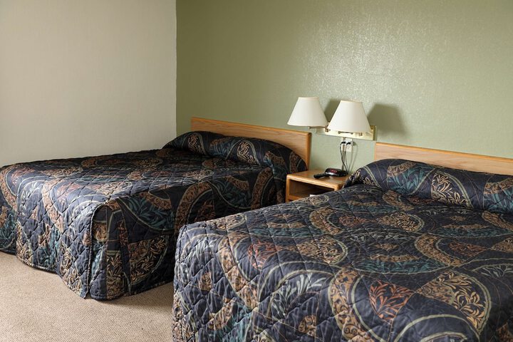 Room 12 of 35