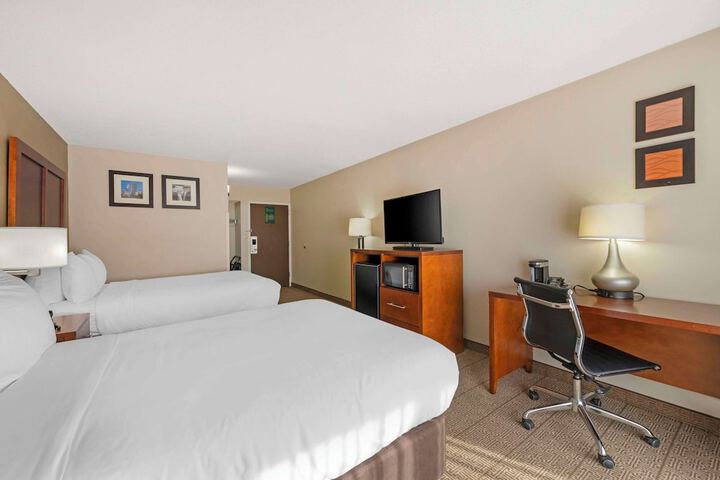 Room 16 of 35