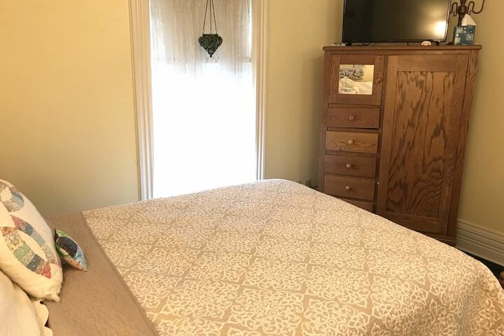 Room 47 of 89