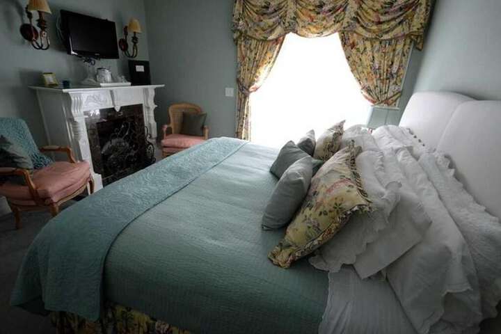 Room 26 of 75