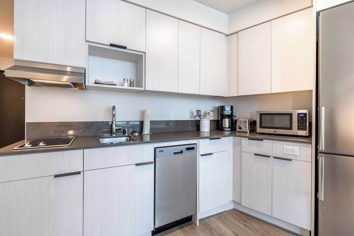 Marina Square Suites