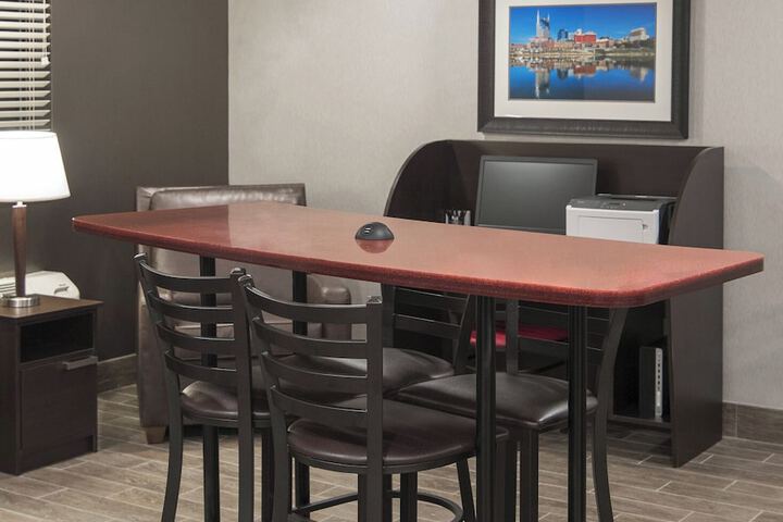 Hotel Interior 7 of 39