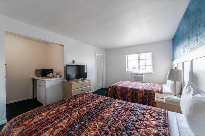 Room 42 of 75