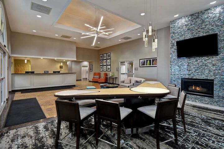 Homewood Suites by Hilton Edgewater