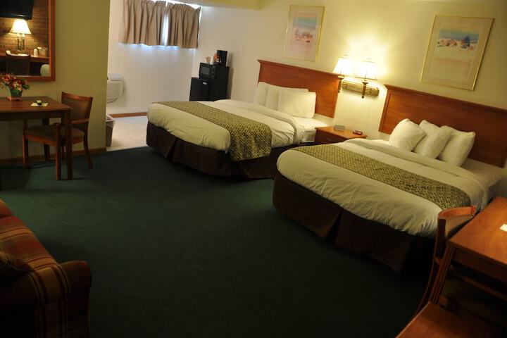 Room 22 of 34