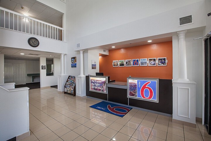 Motel 6 Bedford TX - Fort Worth