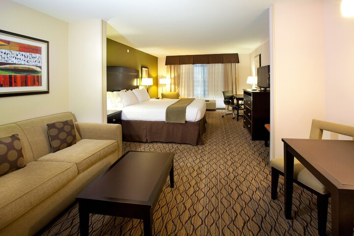 Room 12 of 63