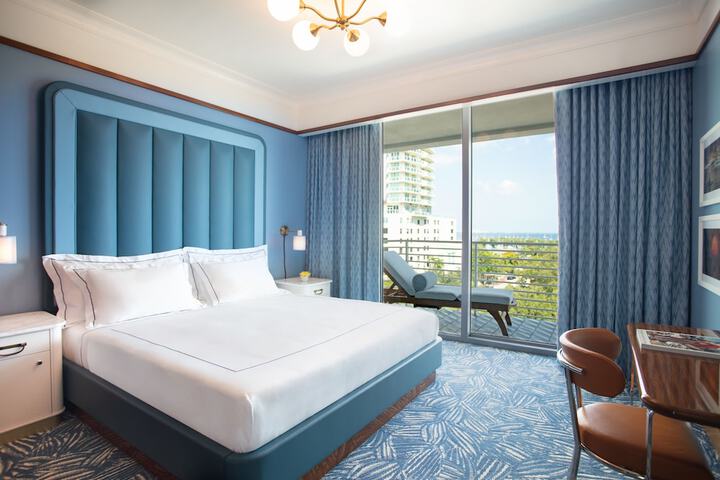 Room 42 of 73
