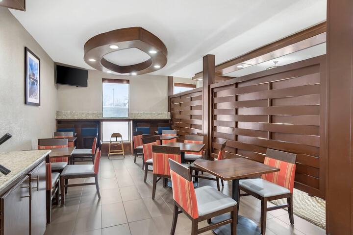 Comfort Suites Brenham