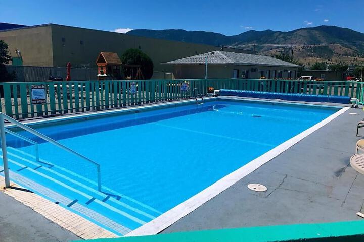 Pool 2 of 27