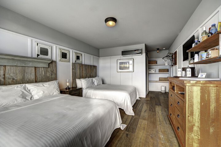 Room 41 of 69