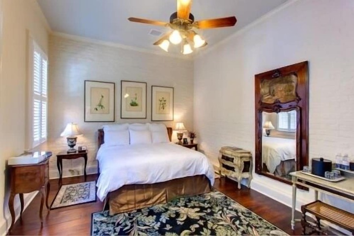Room 14 of 31