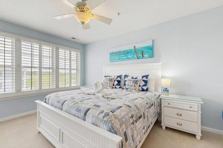 Bayside Resort -31568 Winterberry Pkwy. #305