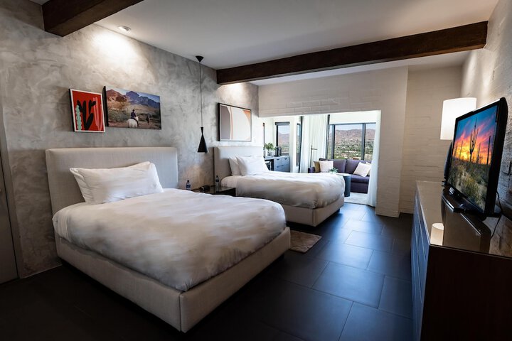 Sanctuary Camelback Mountain Resort and Spa