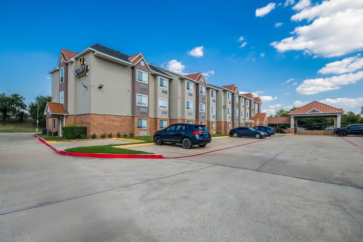 Quality Inn & Suites North Mesquite I-30
